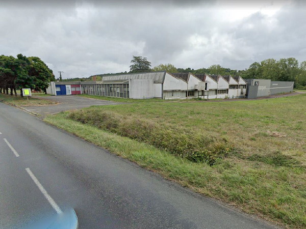 À vendre – Bâtiment Industriel de 4 400 m² à Villars – Dordogne (24)