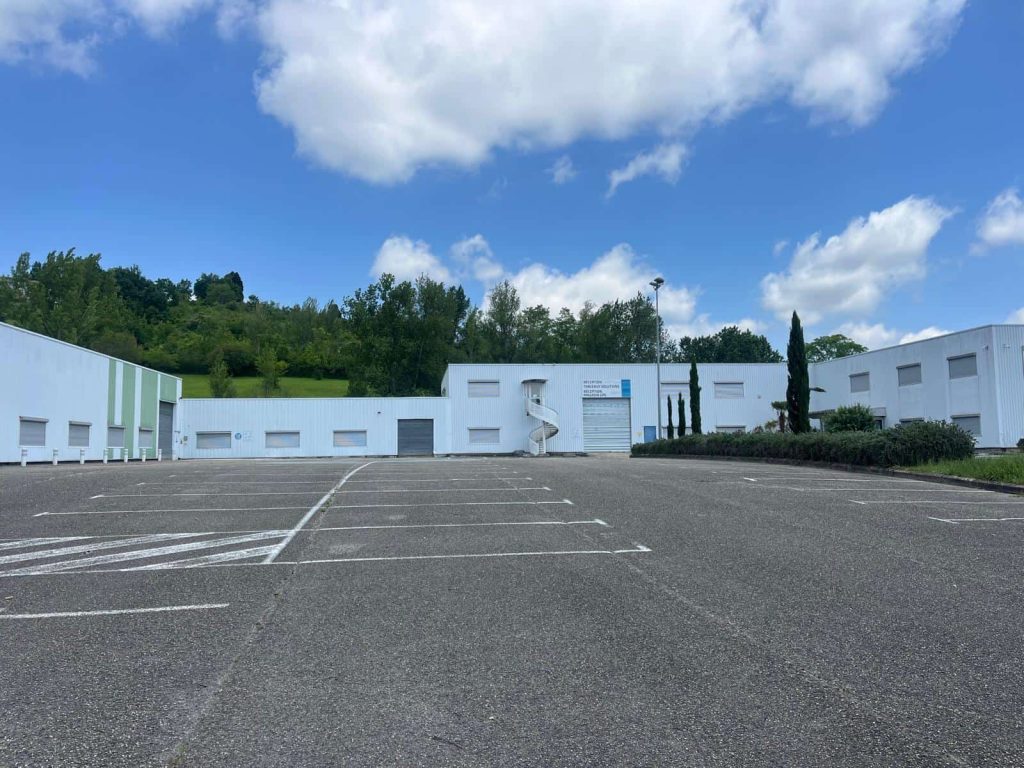 À vendre – Bâtiment industriel de 6 500 m² à Lafrançaise –  Tarn-et-Garonne (82)