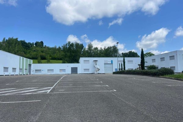 À vendre – Bâtiment industriel de 6 500 m² à Lafrançaise –  Tarn-et-Garonne (82)