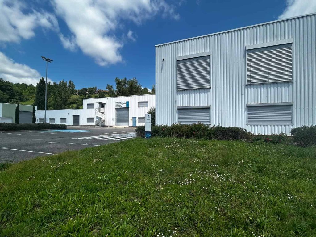 À vendre – Bâtiment industriel de 6 500 m² à Lafrançaise –  Tarn-et-Garonne (82)