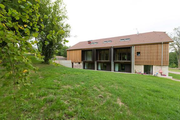 À vendre – Bureaux dans une ancienne ferme Vosgienne à Les Voivres – Vosges (88)