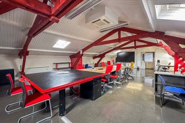 À vendre – Bureaux de 1 538 m² à Lavaur – Tarn (81)