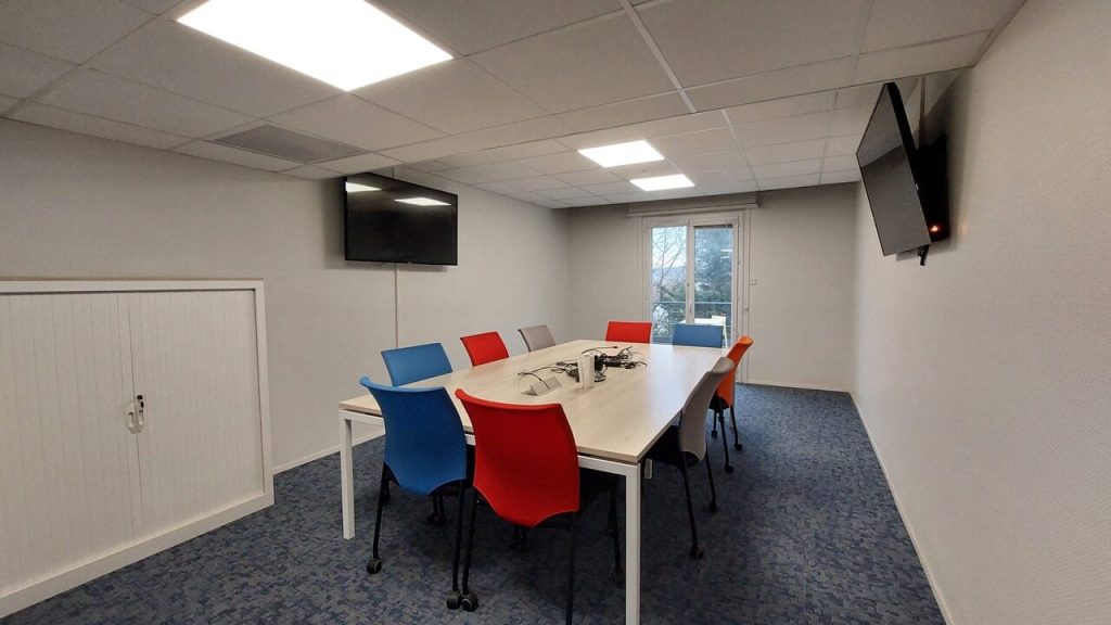 À vendre – Bureaux de 4 560 m² à Castres – Tarn (81)