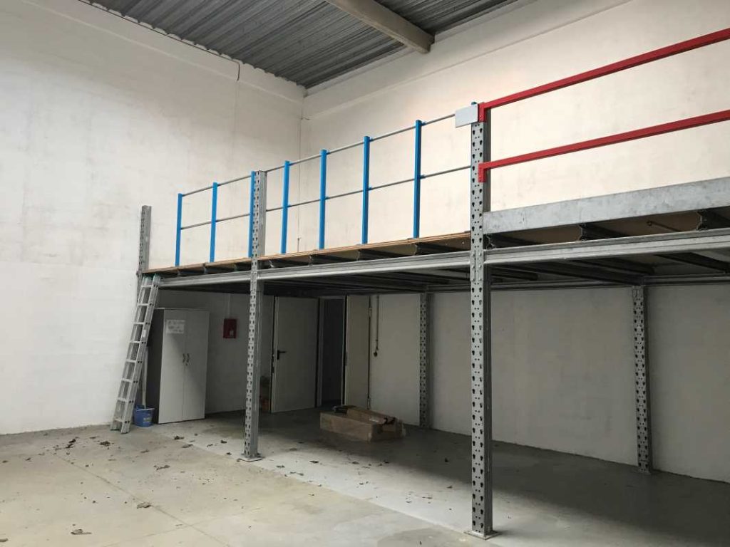 À vendre – bureaux divisibles de 116 m² à 1 328 m² à Montigny-le-Bretonneux