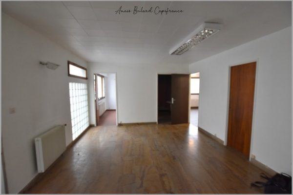 À vendre – bureaux non divisibles de 109 m² à Montbéliard (25)