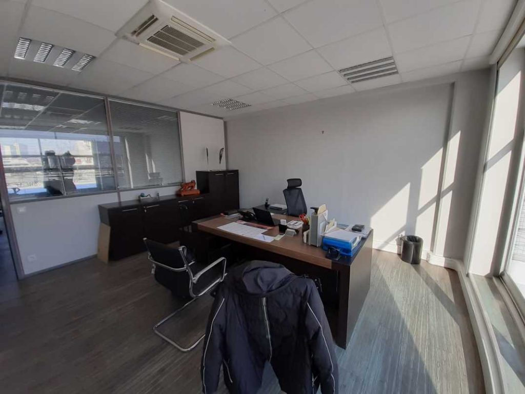 À vendre – bureaux non divisibles de 215 m² à Montreuil