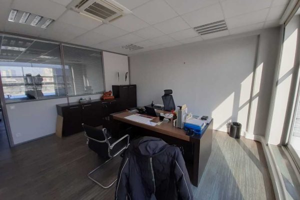 À vendre – bureaux non divisibles de 215 m² à Montreuil