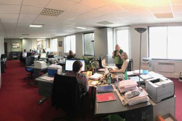 À vendre – bureaux non divisibles de 310 m² à Garches à proximité de Paris