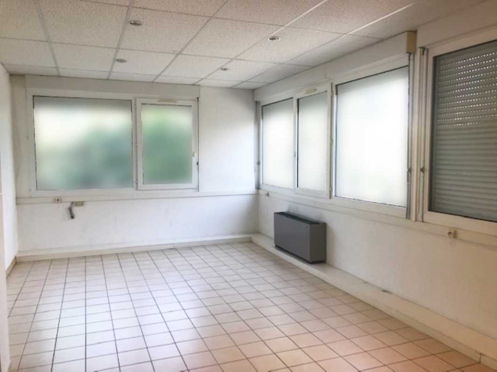 À vendre – bureaux non divisibles de 361 m² aux pennes-mirabeau à proximité de Marseille