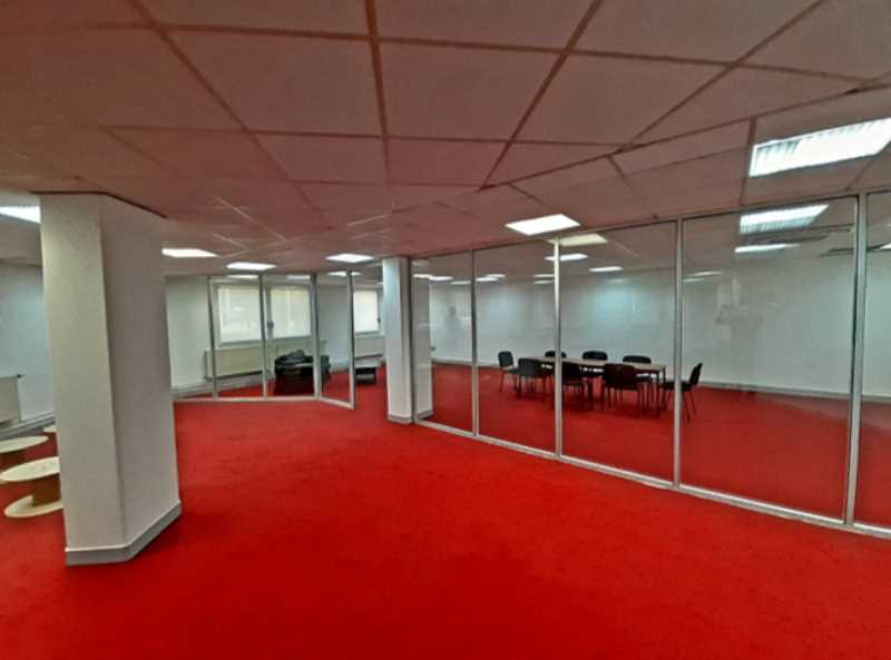 À vendre – bureaux non divisibles de 422 m² à Saint-Denis