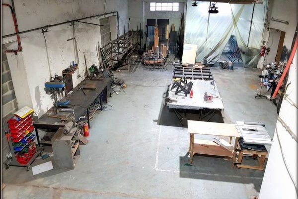 À vendre – entrepôt de 300 m² à Abrest