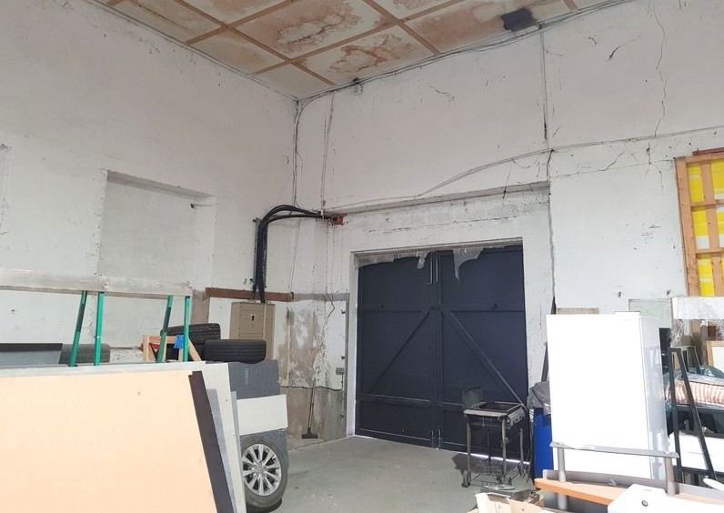 À vendre – entrepôt de 300 m² à Abrest