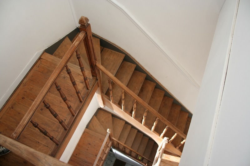 A vendre, entrepôt et bureaux de 245 m² sur grand terrain, à Bailleul (59)