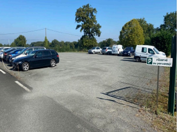 À vendre – Entrepôt Frigorifique de 4 100 m² à proximité de Bressuire – Deux-Sèvres (79)