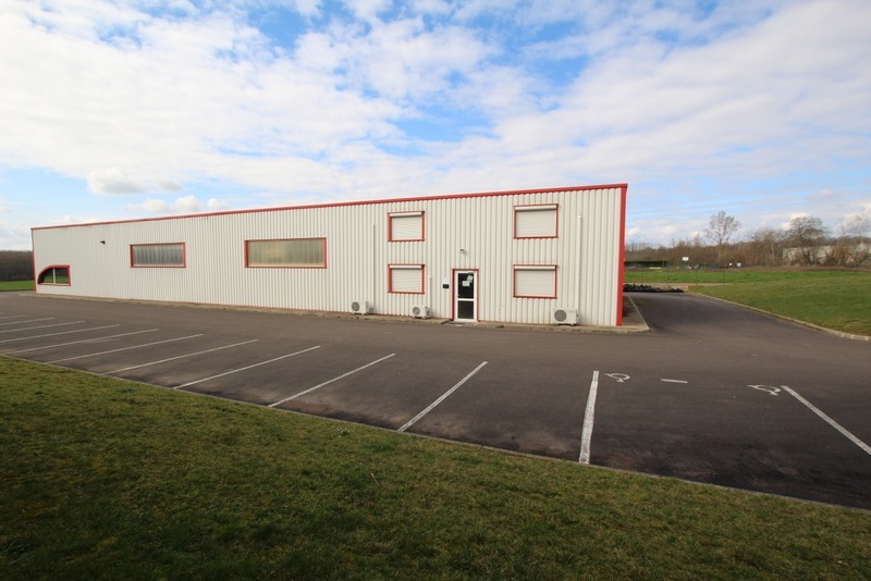 À vendre – entrepôt non divisible de 300 m² à  Chalon-sur-Saône, proche de Mâcon (71)