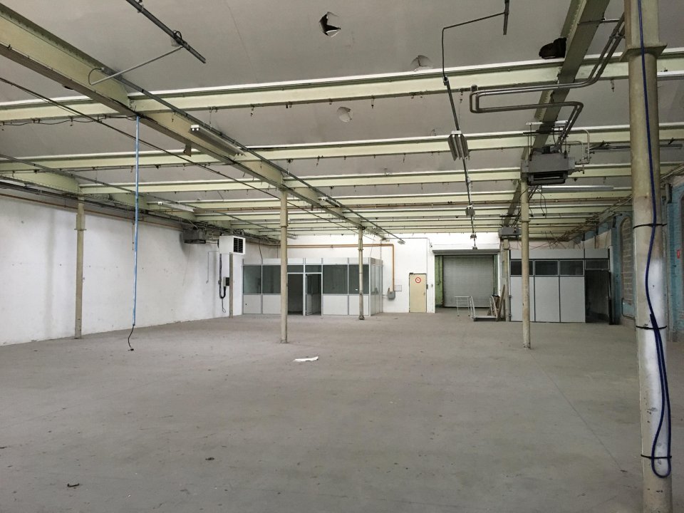 À vendre – entrepôt non divisible de 730 m² à Roubaix