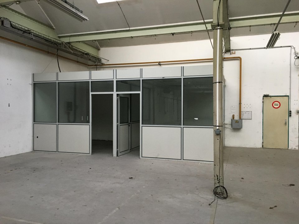 À vendre – entrepôt non divisible de 730 m² à Roubaix