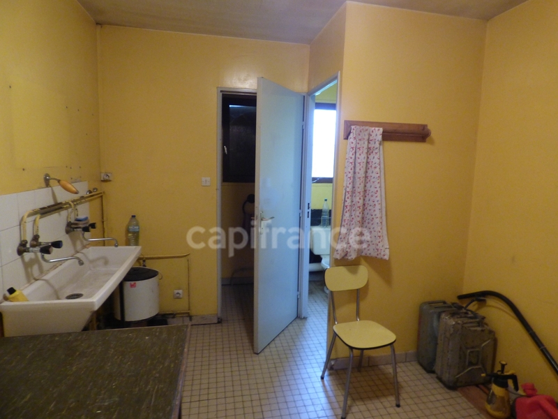 À vendre – entrepôt non divisible de 900 m² à Marcigny, proche de Mâcon (71)