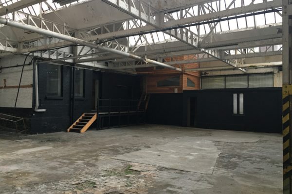 A vendre, local d&rsquo;activités avec parking de 261 m² en zone ZFU, ZAFR et QPPV – à Roubaix (59)