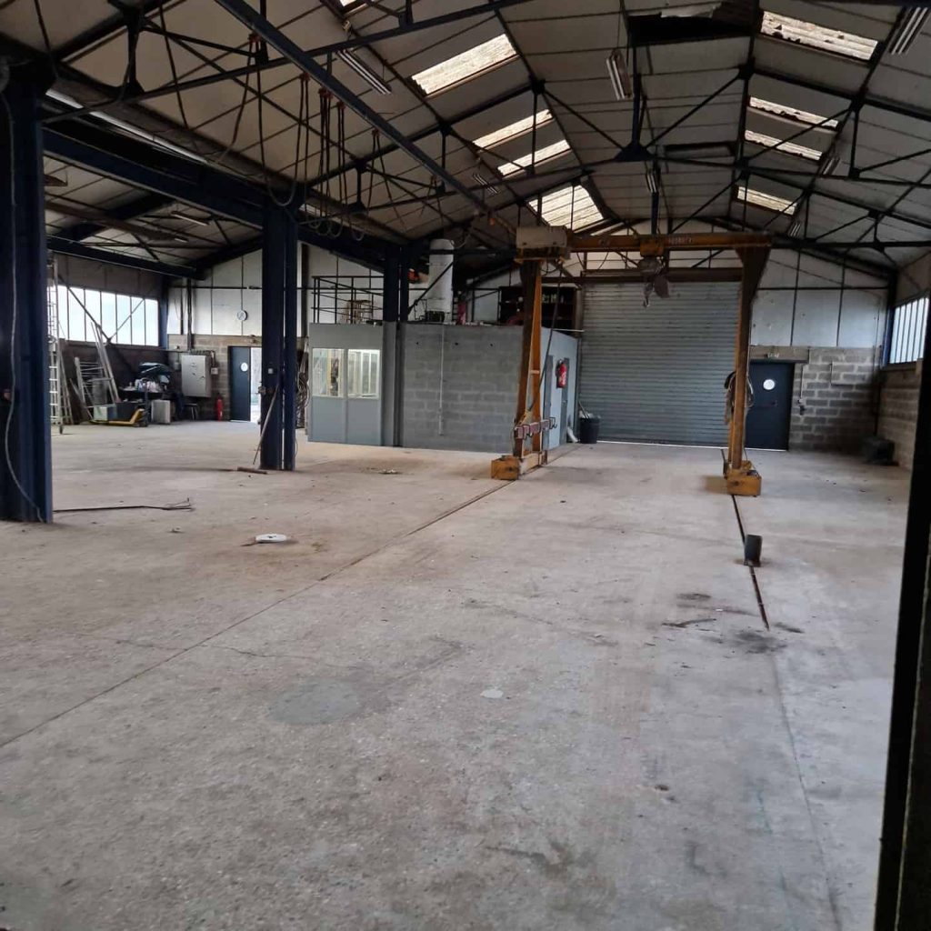 À vendre – Local d’activités de 570 m² à Évreux – Eure (27)