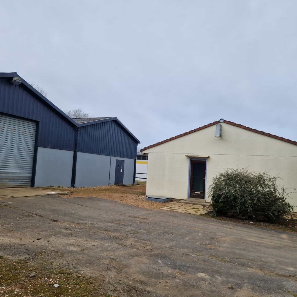 À vendre – Local d’activités de 570 m² à Évreux – Eure (27)