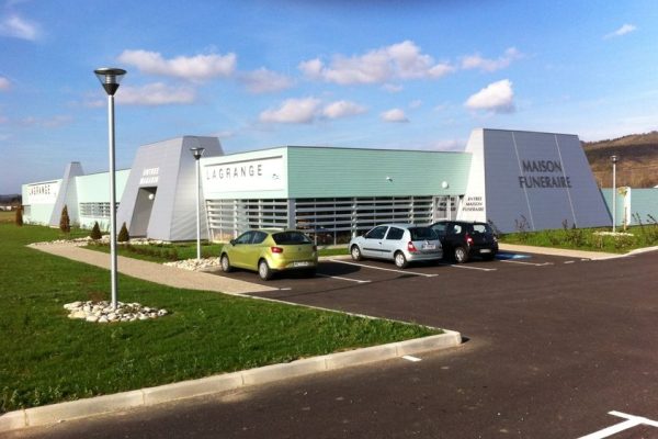 À vendre – Local d’activités de 700 m² à La Bastide-de-Bousignac – Ariège (09)