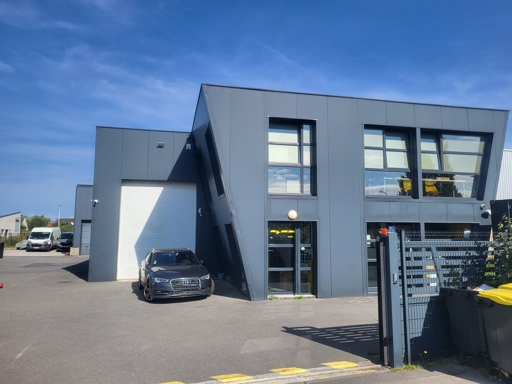 À vendre – Local d’activités de 750 m² dans la zone Marcel Doret à Calais – Pas-de-Calais (62)