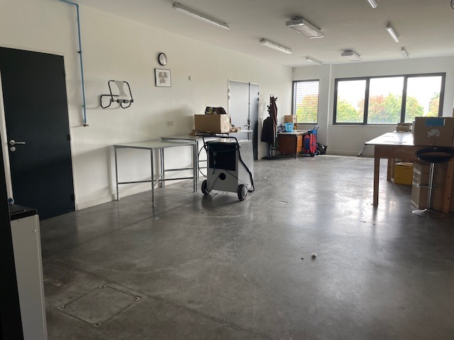 À vendre – Local d’activités de 830 m² à Surgères – Charente-Maritime (17)