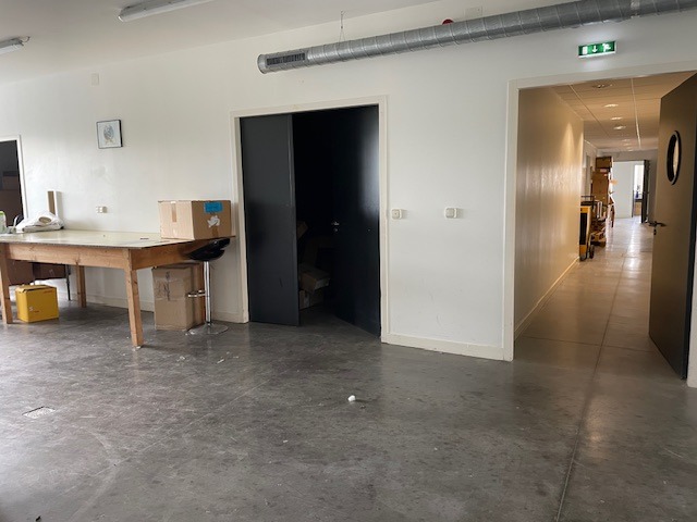 À vendre – Local d’activités de 830 m² à Surgères – Charente-Maritime (17)