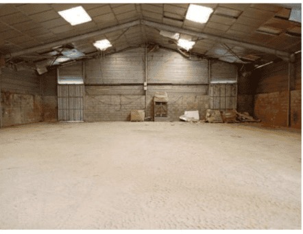 À Vendre – Local d’Activités de 990 m² à Vers-Pont-du-Gard – Gard (30)