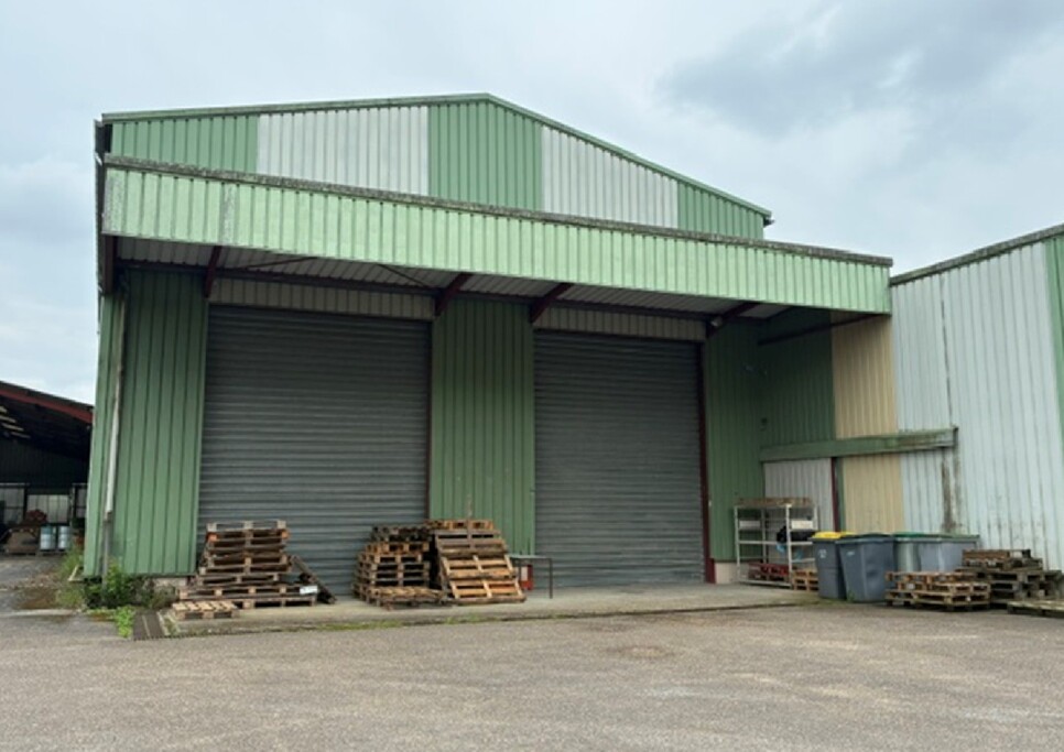 À vendre – Local d’activités de 1 680 m² à Varennes-Changy – Loiret (45)
