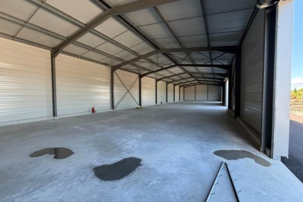 À vendre – Local d’activités de 660 m² divisible à partir de 220 m² à Vedène – Vaucluse (84)