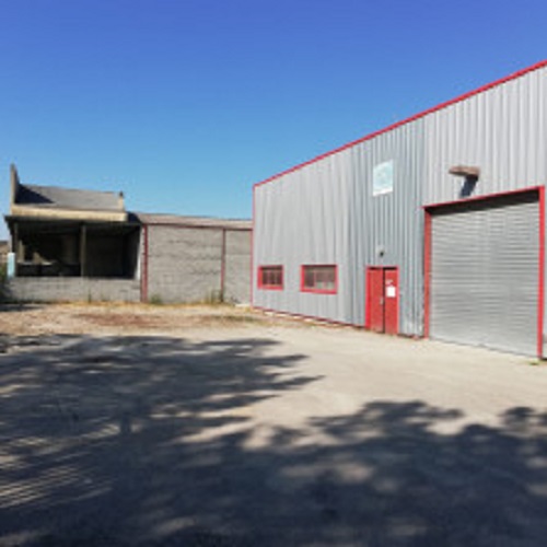 À vendre – Local Industriel de 2 374 m² avec Salle Blanche de 1 000 m² à Manosque
