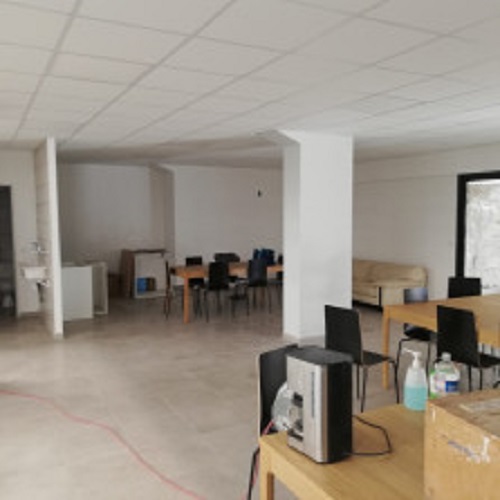 À vendre – Local Industriel de 2 374 m² avec Salle Blanche de 1 000 m² à Manosque