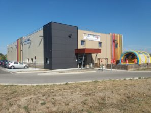 À vendre – Locaux d&rsquo;activité de 1 050 m² à Corbières-en-Provence