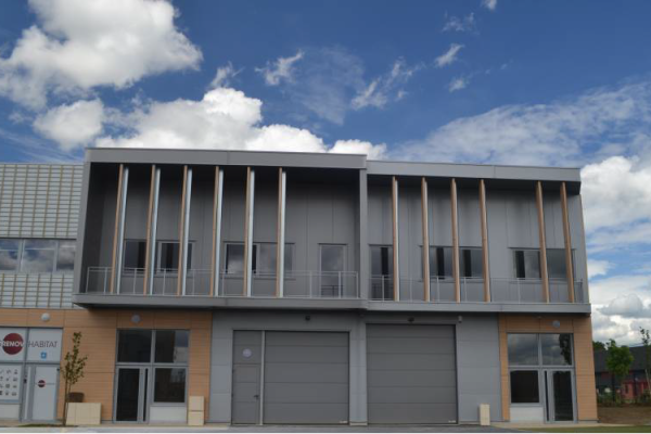 À vendre – locaux d&rsquo;activité de 1 465 m² à Frepillon