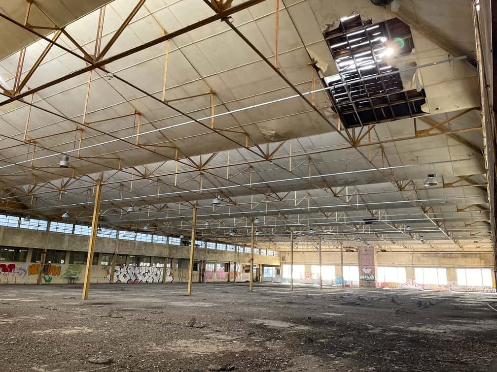 À vendre – Locaux d’activités de 500 à 3 200 m² dans le centre-ville de Tonneins – Lot-et-Garonne (47)
