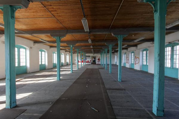 À vendre – Locaux d’activités de 500 à 3 200 m² dans le centre-ville de Tonneins – Lot-et-Garonne (47)