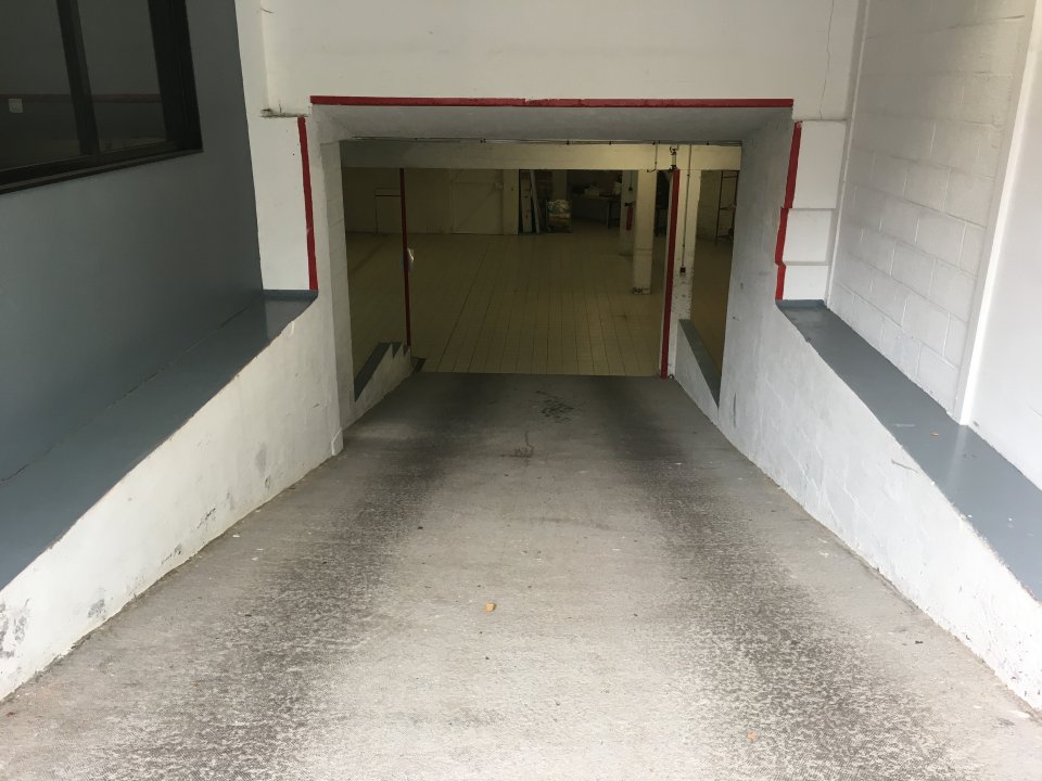 À vendre – locaux d&rsquo;activités non divisibles de 289 m² à Tourcoing