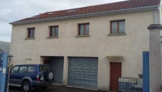 À vendre – locaux d&rsquo;activités non divisibles de 370 m² à Montfermeil (93)