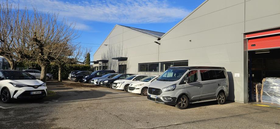 À vendre – Locaux industriels de 5 097 m² à Entraigues-sur-la Sorgue – Vaucluse (84)
