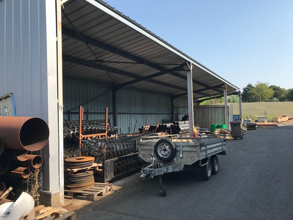 À vendre – locaux industriels non divisibles de 2 460 m² à Saint-Quentin