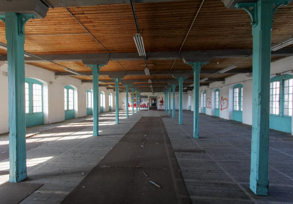 À vendre ou à louer – 48 000 m² de bureaux divisibles dans un espace entièrement rénové à Tonneins – Lot-et-Garonne (47)