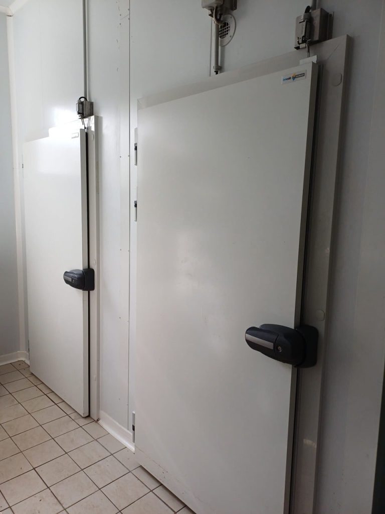À vendre ou à louer – Bâtiment agroalimentaire de 280 m² à Murat-sur-Vèbre – Tarn (81)