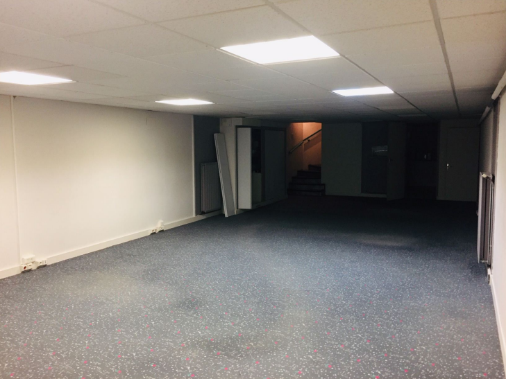 À vendre ou à louer – bureaux et locaux d&rsquo;activités non divisibles de 440 m² à Saint-Leu-la-Forêt (95)