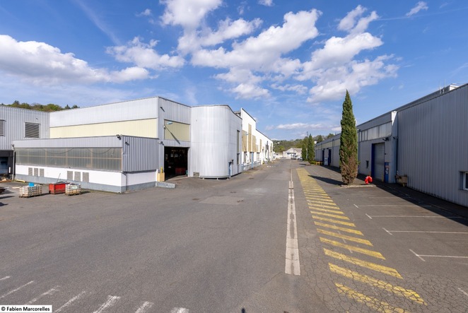 À vendre ou à louer – Entrepôts industriels à partir de 922,3 m² à Viviez – Aveyron (12)
