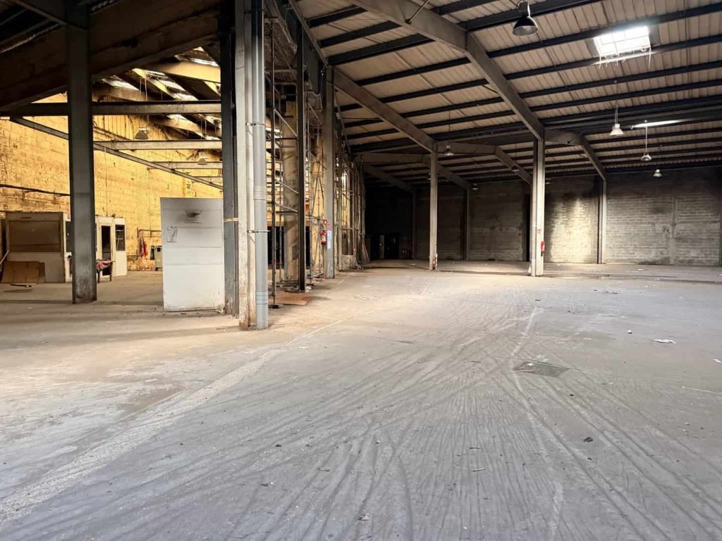 À vendre ou à louer – Local d’activités de 1 856 m² au Havre – Seine-Maritime (76)