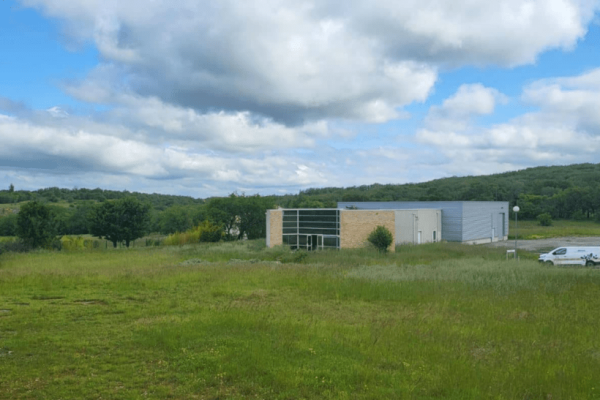 À vendre ou à louer – Local d’activités de 715 m² à Cahors (46)