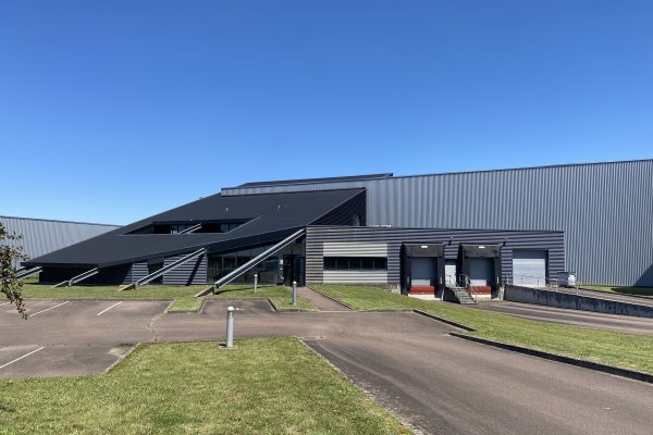 À vendre ou à louer – Local Industriel de 1980 m² à Cuy – Yonne (89)