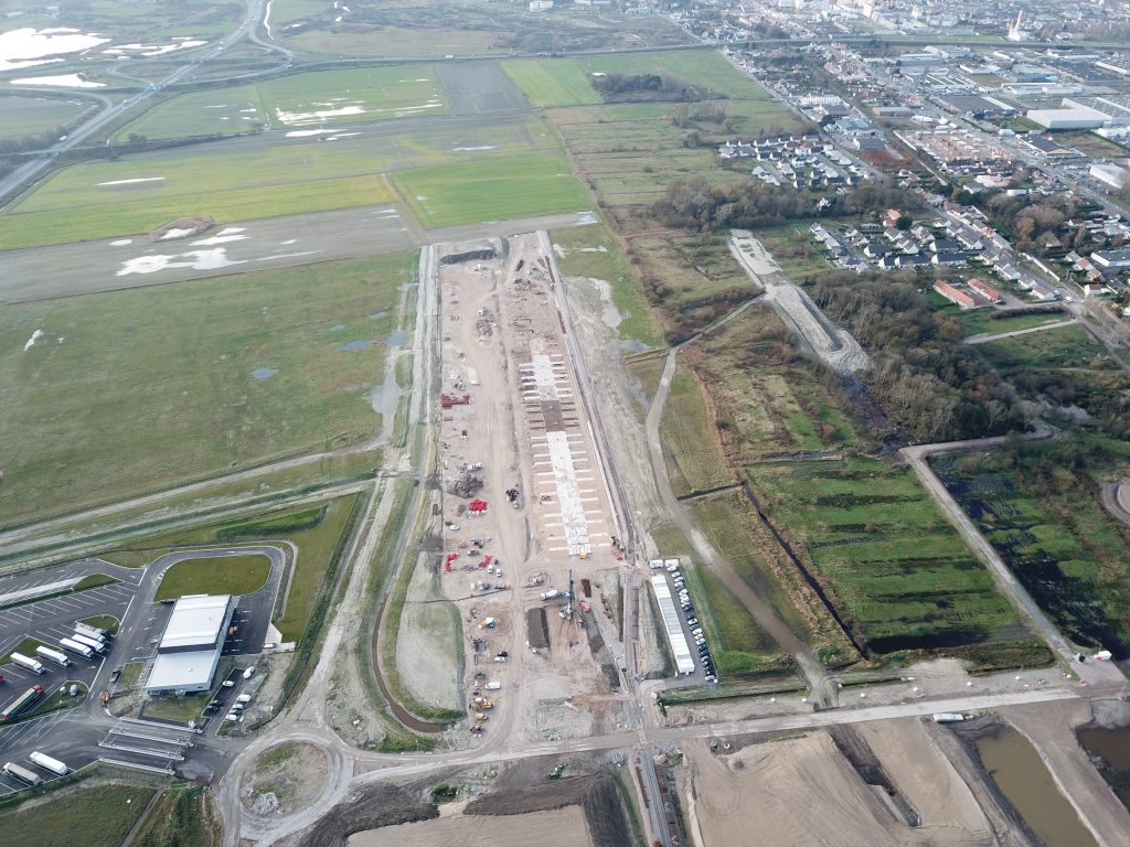 À vendre – terrain de 7 000 m² à Calais